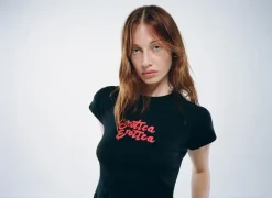 Réalisation Par Tees|Tops^Exotica Erotica Tee - Black