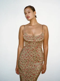 Réalisation Par Dresses^The Alba - Dahlia