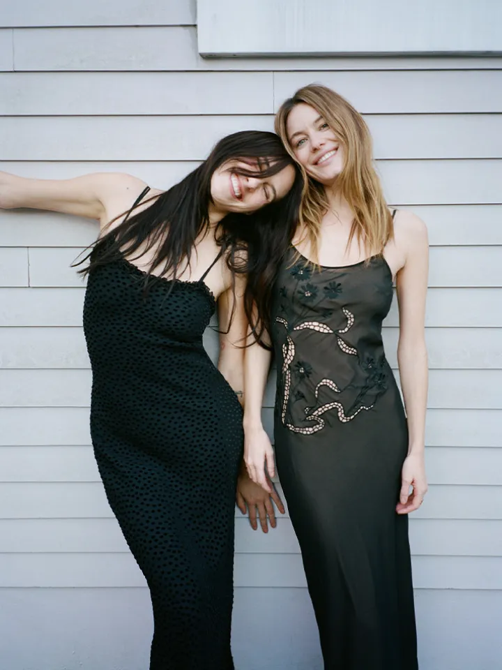Réalisation Par Dresses^The Aurora - 1999