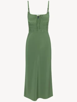 Réalisation Par Dresses^The Camille - Poison