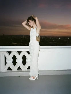 Réalisation Par Dresses^The Carla - Lily Devoré Ivory LilyDevoréIvory