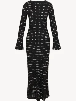 Réalisation Par Dresses^The Gia - Petit Point PetitPoint