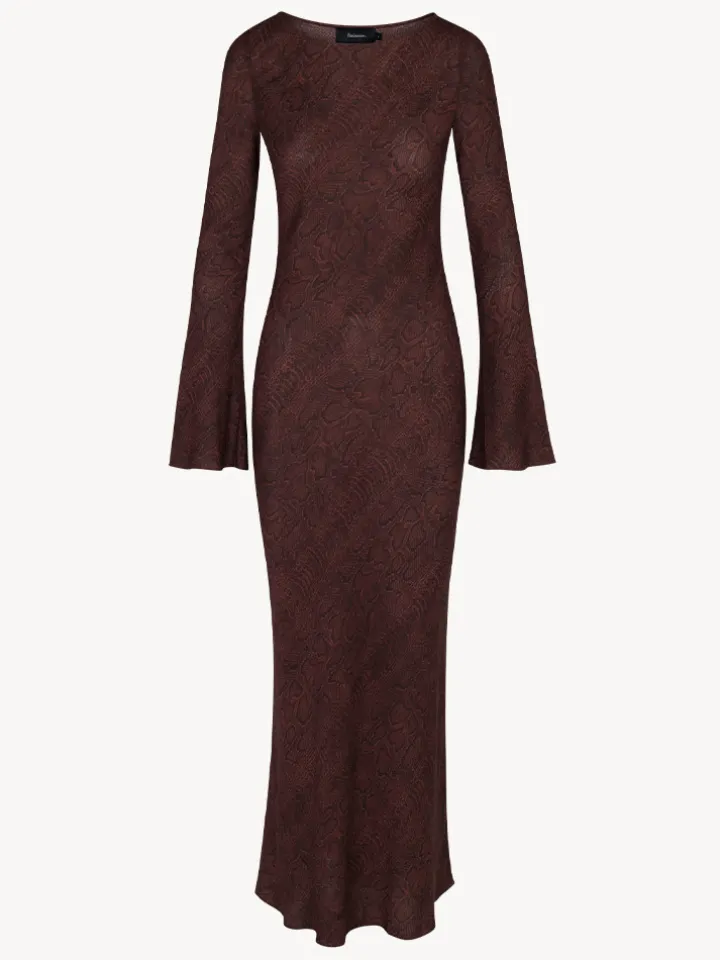 Réalisation Par Dresses^The Gia - Python