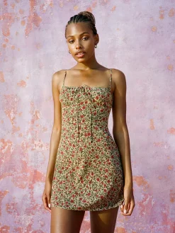 Réalisation Par Dresses^The Inez - Dahlia