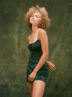 Réalisation Par Dresses^The Inez - Dazed Noir DazedNoir